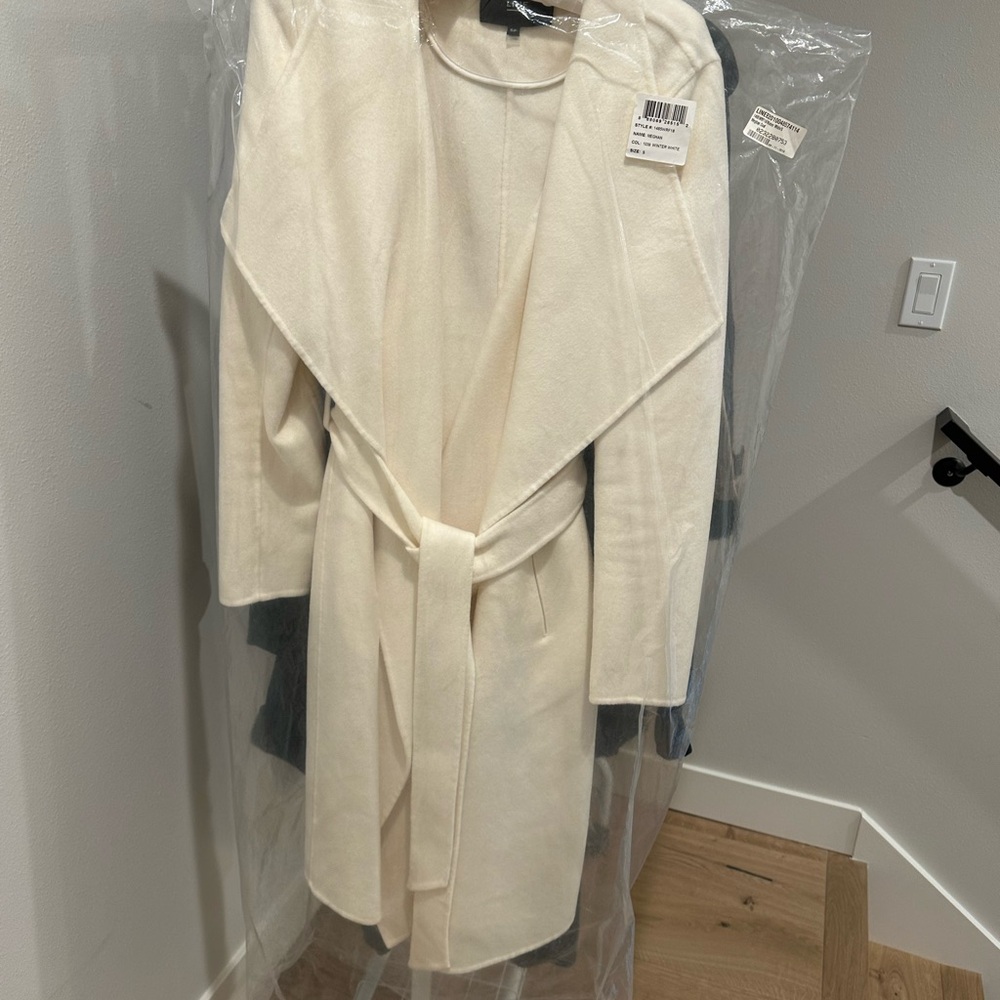 Line ‘Meghan’ Coat in Winter White